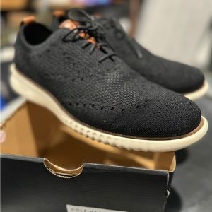 Cole Haan ZeroGrand OS - Black - Like New - Size 10